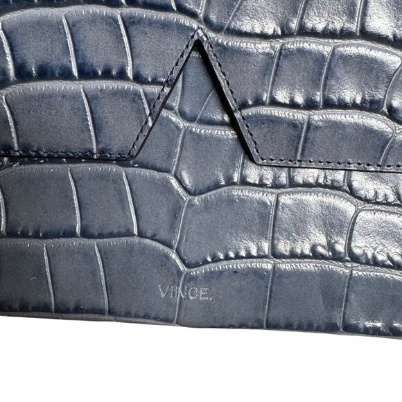 Vince. Blue Crocodile Embossed leather V clutch Handbag Vince - Picture 2 of 7